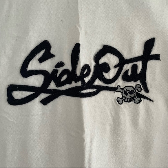 SIDEOUT Navy Blue & Red Varsity Striped Sleeve Logo T-Shirt - Picture 4 of 8